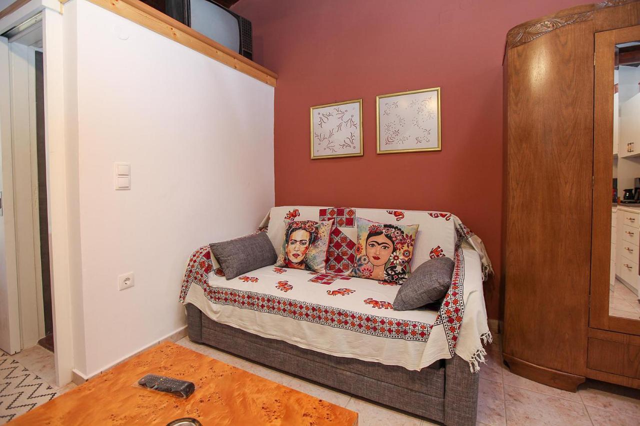 Traditional Guesthouse Asimakis Anifion エクステリア 写真