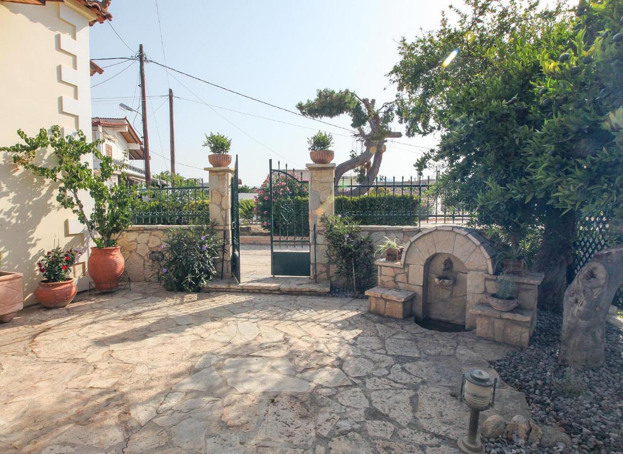 Traditional Guesthouse Asimakis Anifion エクステリア 写真